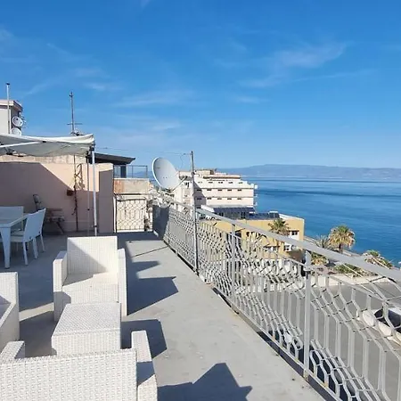 Cleopatra Apartamento Santa Teresa Di Riva